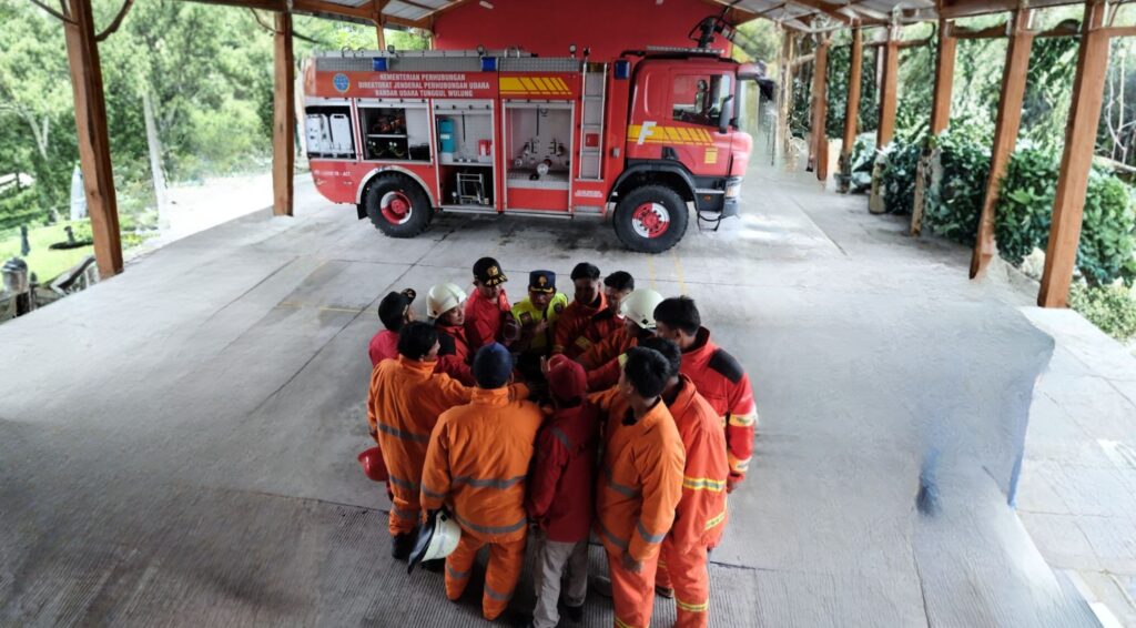 Quality Air Travel Services at Tunggul Wulung: Cilacap's Solution for Air Transport Needs